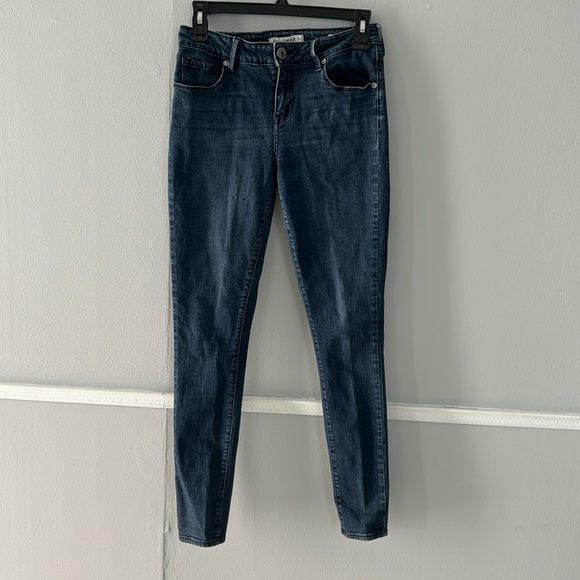 Bullhead Denim Jeans - Picture 1 of 4